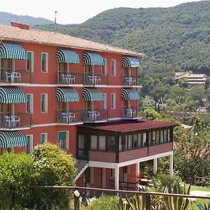 ** Hotel La Feluca Italia